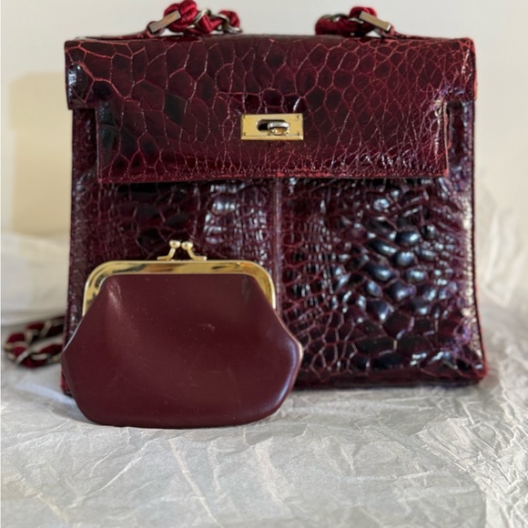 susan of london Handbags - Vintage Susan of London Red Leather Women's Shoulder Bag